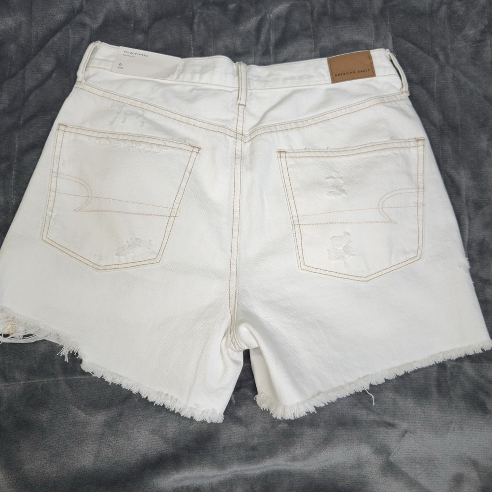 NWT American Eagle Women 6 28W High Rise 90s Boyfriend Denim Shorts Distress Raw - Picture 2 of 11